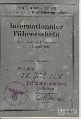 M2011.070.086.jpg; M2011/070:086; ;