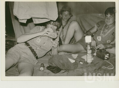 M2013.001.137.jpg; M2013/001:137; ;