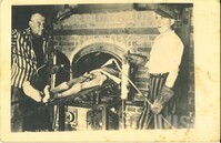 M2019_025p.jpg; M2019/025; ; photographs