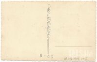 M2021_009_005ii.jpg; M2021/009:005; Photograph of Anna Aschkenesova with friends; postcards