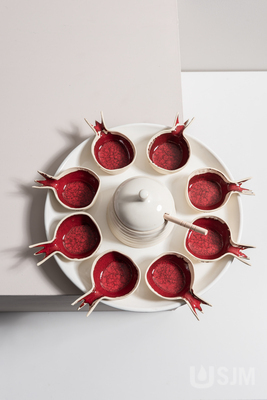 M2021_052v.jpg; M2021/052; ;