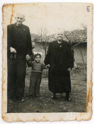 R2022_013_005_i.jpg; M2022/035:005; ;